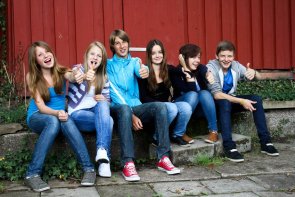 7.11 teenager vor de Hütte