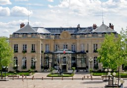 Foto Rathaus Epinay-sur-Seine