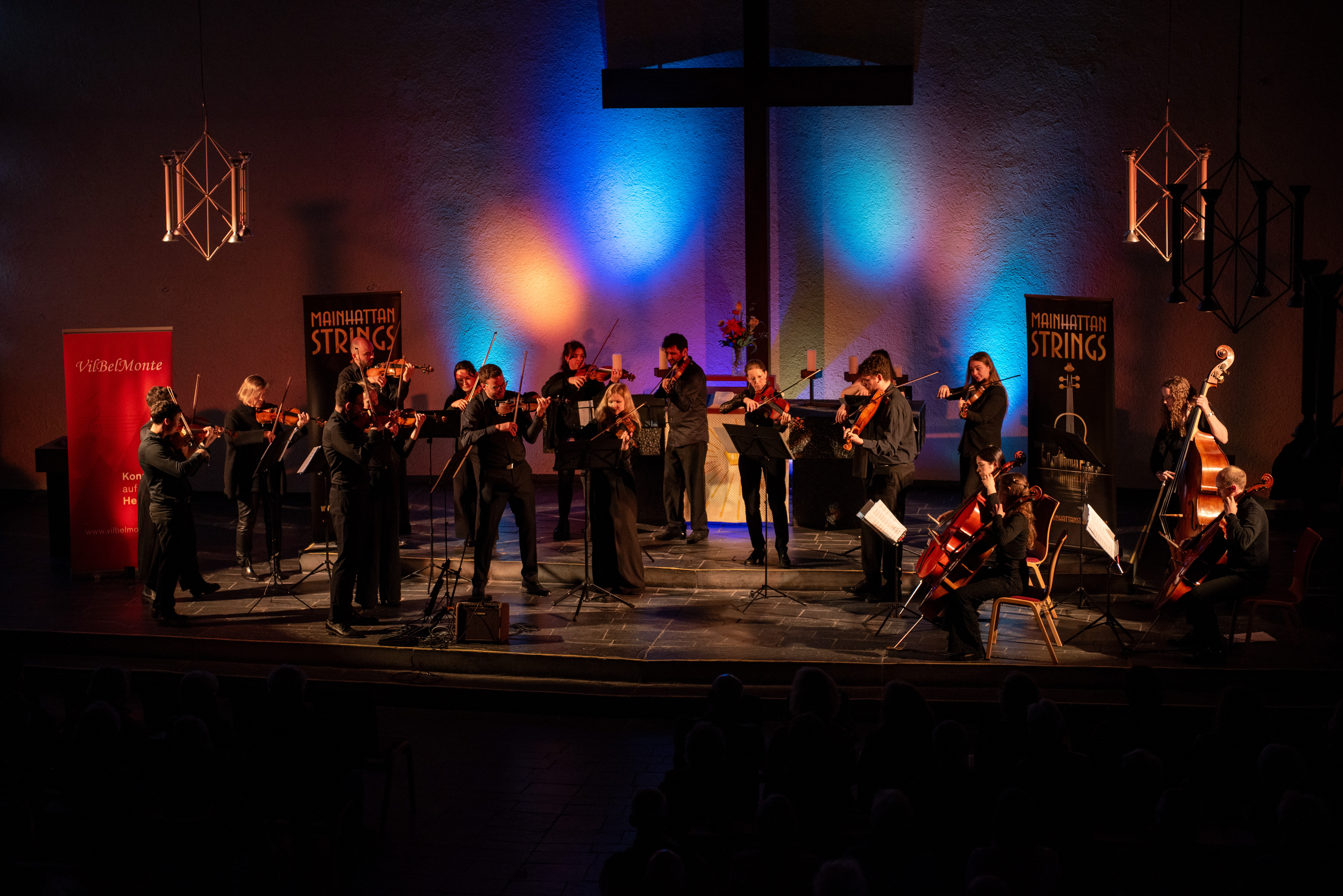 Mainhattan Strings' "H�hen & Tiefen" Mainhattan Strings' "H�hen & Tiefen"