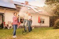 Fink&Fuchs - Kunde: LEA Hessen - Erweiterung Solarkampagne (Shooting Eigenheim) 25.10.2023  - ©markusfeger.de/Fink&Fuchs