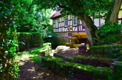 Die Schuckartsmühle am Bachpfädchen